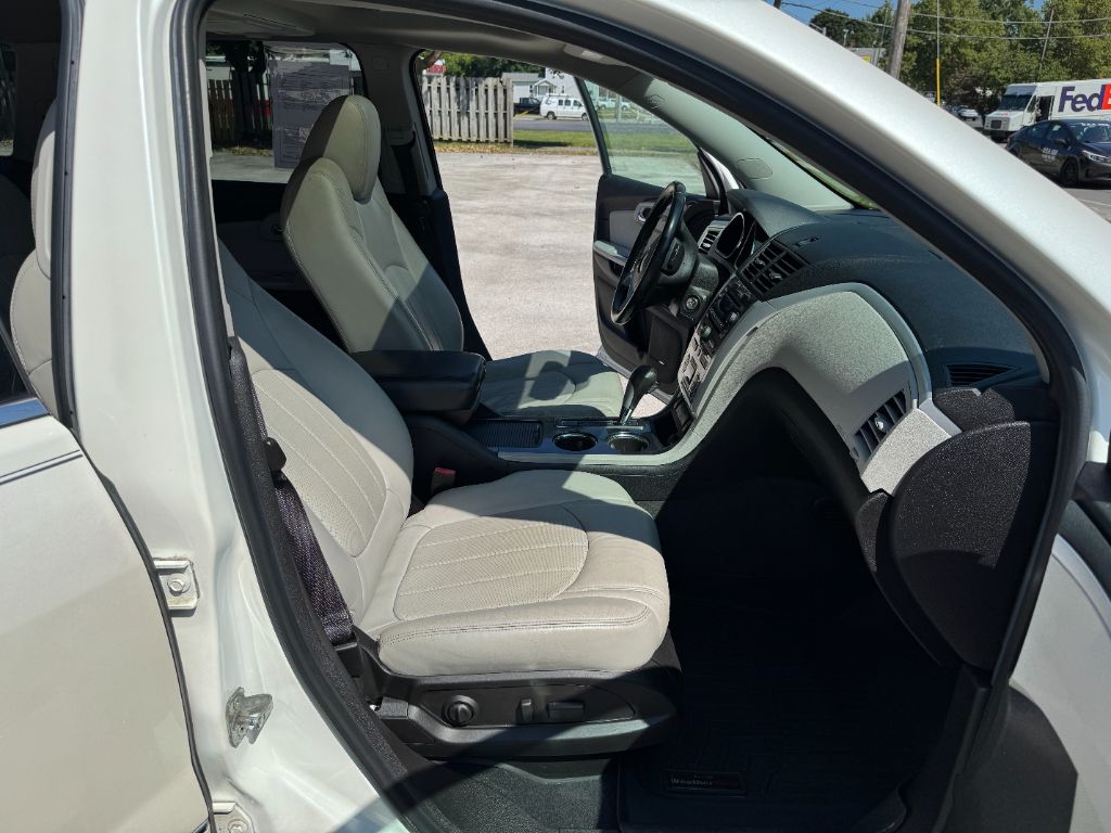 2012 Chevrolet Traverse LTZ - Photo 11